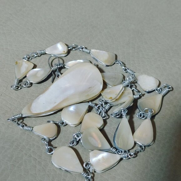 Dalmatian Mother of Pearl Necklace Wire Wrapped Teardrop Pendant 24 Inch Silver - Picture 3 of 12